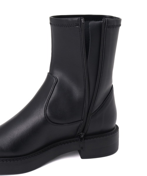 artemis by DIANA（アルテミスバイダイアナ）の「【軽量】厚底 ストレッチショートブーツ（ブーツ・レディース・ブラック/ブラック系その他・22.5cm/23.0cm/23.5cm/24.0cm/24.5cm/25.0cm/22.0cm）」の16枚目の写真