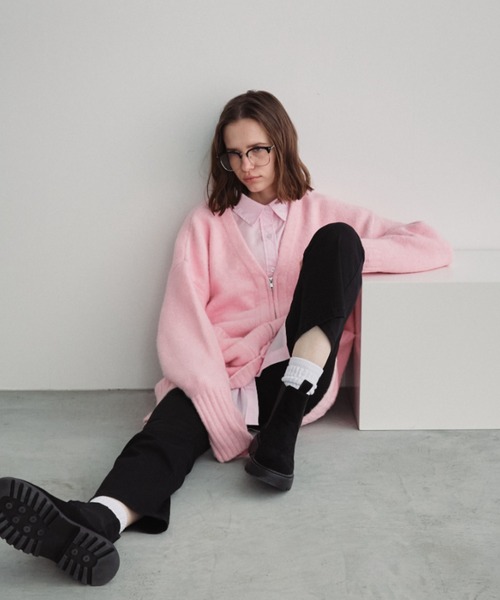 Auntie Rosa Holiday(アンティローザホリデー)の「Vネックジップカーディガン(カーディガン/ボレロ・レディース・グレー/ピンク/ブラック・FREE)」の9枚目の写真