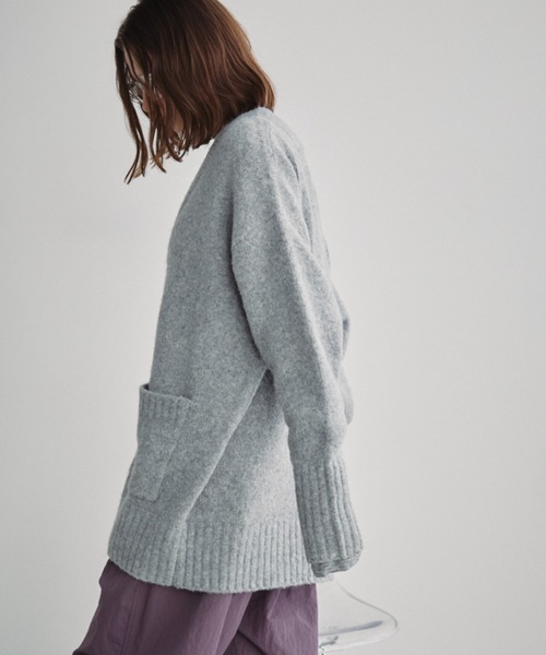 Auntie Rosa Holiday(アンティローザホリデー)の「Vネックジップカーディガン(カーディガン/ボレロ・レディース・グレー/ピンク/ブラック・FREE)」の17枚目の写真