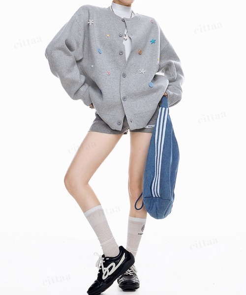 Dalfwin（ダールフィン）の「韓国ファッション ランダムボタンデザインニットカーディガン（カーディガン/ボレロ・レディース・ブラック/グレー・FREE）」の21枚目の写真