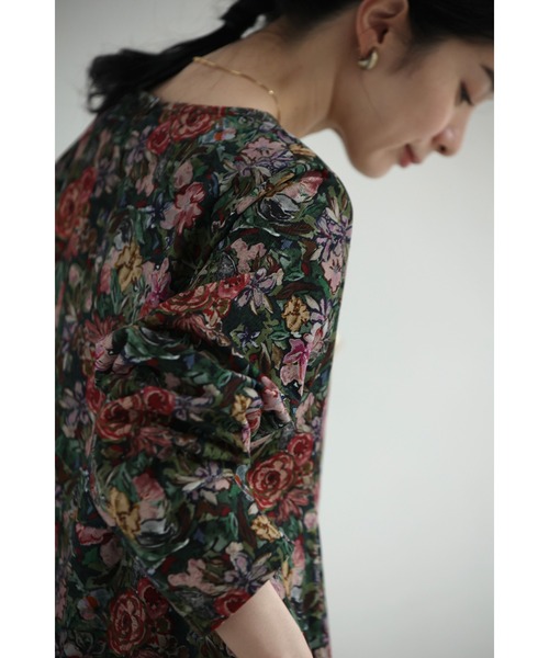 cawaii(カワイイ)の「ヴィンテージ風花柄プリントのコットンコーデュロイミディアムワンピース(ワンピース・レディース・マルチ・FREE)」の10枚目の写真