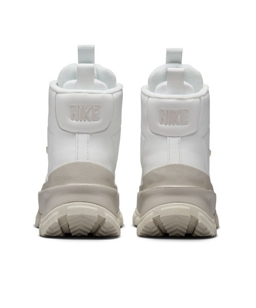 NIKE(ナイキ)の「NIKE Blazer Roam Mid(ナイキ ウィメンズ ブレーザー ローム MID)(スニーカー・レディース・ホワイト系/ブラック系・23cm/23.5cm/24cm/24.5cm/25cm)」の7枚目の写真