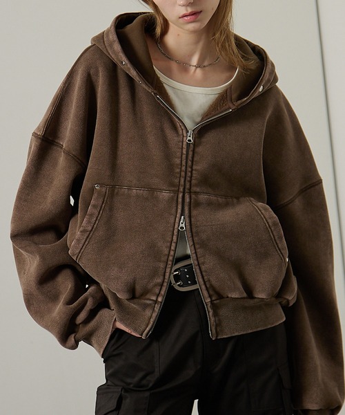 Alfred Alex(アルフレッドアレックス)の「【Alfred Alex】スタッズショートダブルジップパーカー(パーカー・レディース・杢グレー/ブラウン/スミクロ・L/M)」の3枚目の写真