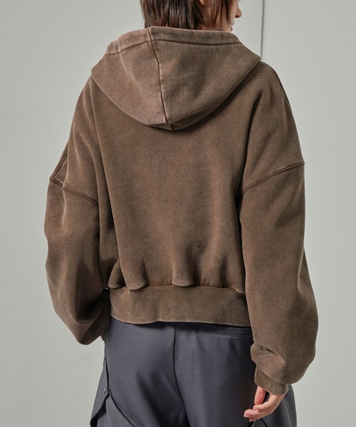 Alfred Alex(アルフレッドアレックス)の「【Alfred Alex】スタッズショートダブルジップパーカー(パーカー・レディース・杢グレー/ブラウン/スミクロ・L/M)」の22枚目の写真