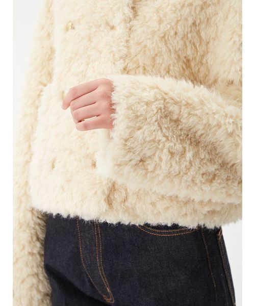 セール】金釦フェイクファー短丈ジャケット（ノーカラージャケット