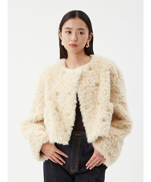 Mila Owen（ミラオーウェン）の「金釦フェイクファー短丈ジャケット（ノーカラージャケット・レディース・グレー/ブルー/クリーム・0/1）」の19枚目の写真