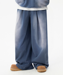 TRILLION（トリリオン）の「ディープタックウォッシュドデニムスウェットワイドパンツ[ブルー]（スウェットパンツ）」