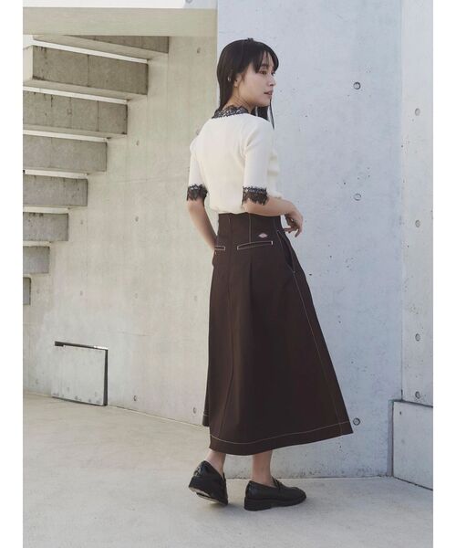 Dickies(ディッキーズ)の「【Dickies別注】マリンタックフレアスカート(スカート・レディース・ベージュ/ネイビー/ダークブラウン/ダークグリーン・SMALL/MEDIUM)」の9枚目の写真