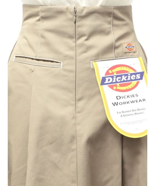Dickies（ディッキーズ）の「【Dickies別注】マリンタックフレアスカート（スカート・レディース・ベージュ/ネイビー/ダークブラウン/ダークグリーン・SMALL/MEDIUM）」の8枚目の写真