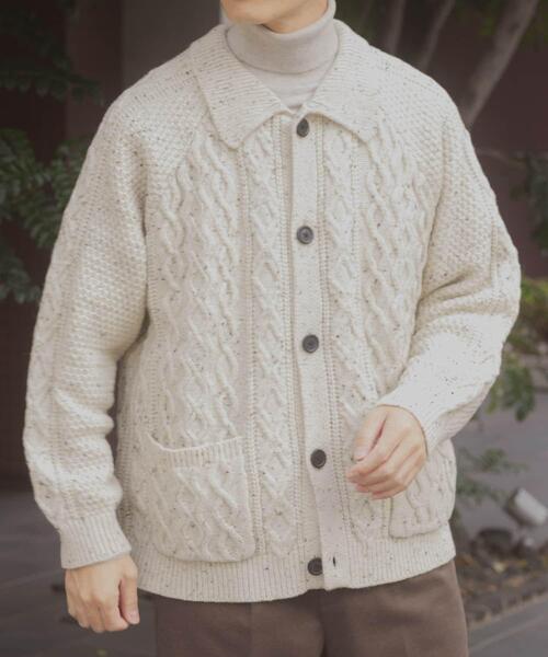 ITEMS URBANRESEARCH(アイテムズ アーバンリサーチ)の「ウール混 フィッシャーマンカーディガン(カーディガン/ボレロ・メンズ・ネイビー/ホワイト/ブラック・MEDIUM/LARGE)」の2枚目の写真