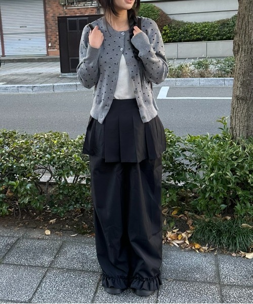 Vini(ヴィニ)の「レイヤードワイドパンツ(その他パンツ・レディース・グレー/ブラック・FREE)」の4枚目の写真