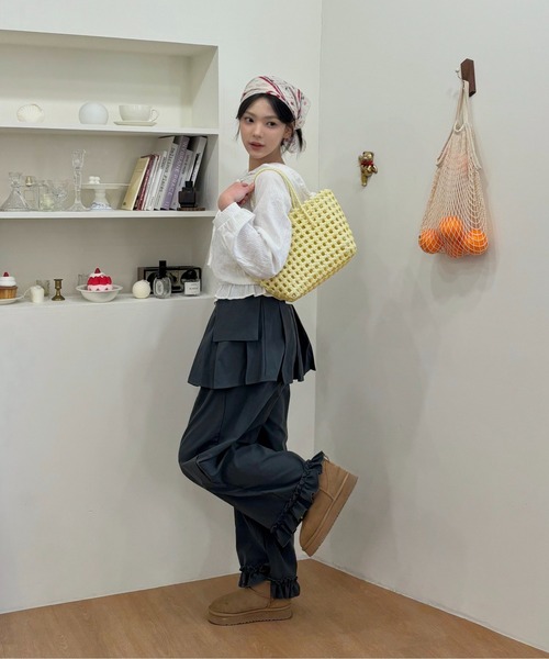 Vini(ヴィニ)の「レイヤードワイドパンツ(その他パンツ・レディース・グレー/ブラック・FREE)」の17枚目の写真