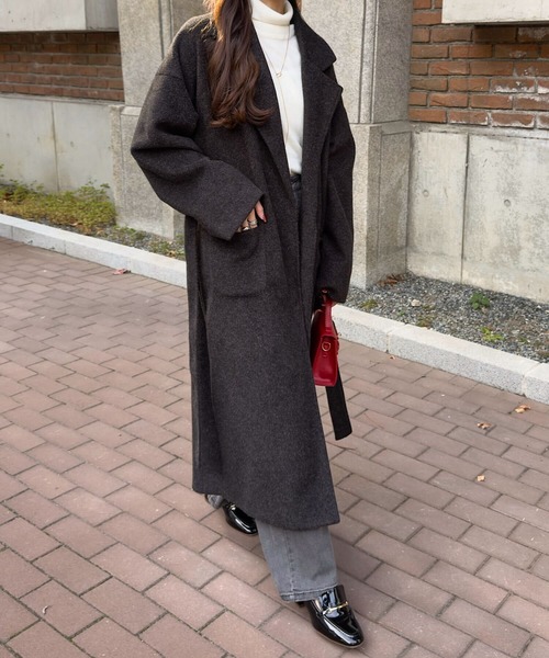 KOBE LETTUCE(コウベレタス)の「ウエストリボンデザインロングガウンコート(チェスターコート・レディース・アイボリー系/ブラック・M)」の3枚目の写真