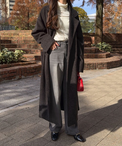 KOBE LETTUCE(コウベレタス)の「ウエストリボンデザインロングガウンコート(チェスターコート・レディース・アイボリー系/ブラック・M)」の8枚目の写真