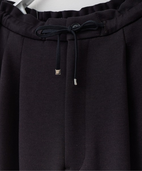 Muel Chic(ミュエルシック)の「Perth pants パースパンツ(その他パンツ・レディース・オフホワイト/ネイビー/ブラウン・MEDIUM/SMALL)」の10枚目の写真