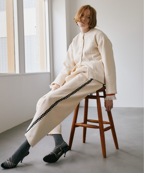 Muel Chic(ミュエルシック)の「Perth pants パースパンツ(その他パンツ・レディース・オフホワイト/ネイビー/ブラウン・MEDIUM/SMALL)」の18枚目の写真