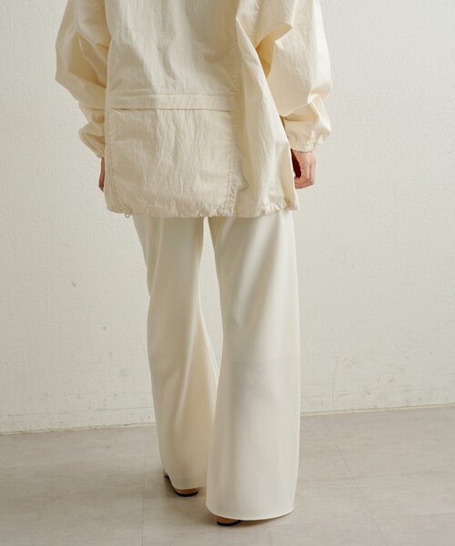 Omekashi（オメカシ）の「サテンバイアスイージーパンツ（その他パンツ・レディース・オフホワイト/ピンク/ブラック・38/36）」の5枚目の写真