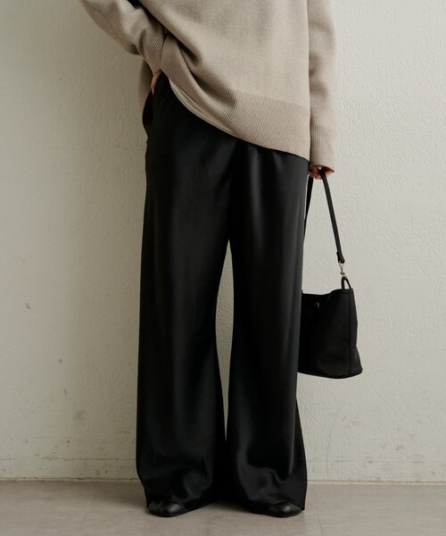 Omekashi（オメカシ）の「サテンバイアスイージーパンツ（その他パンツ・レディース・オフホワイト/ピンク/ブラック・38/36）」の17枚目の写真