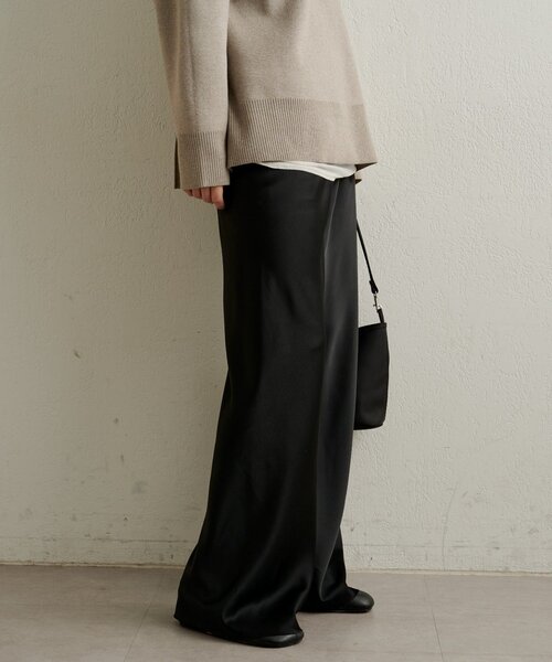 Omekashi（オメカシ）の「サテンバイアスイージーパンツ（その他パンツ・レディース・オフホワイト/ピンク/ブラック・38/36）」の19枚目の写真