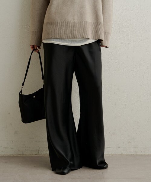 Omekashi（オメカシ）の「サテンバイアスイージーパンツ（その他パンツ・レディース・オフホワイト/ピンク/ブラック・38/36）」の22枚目の写真