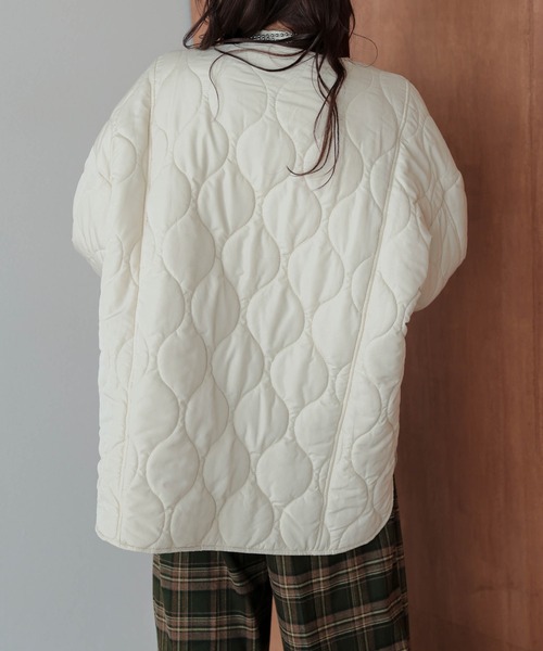 La-gemme（ラジェム）の「リバーシブル キルティング ノーカラージャケット（その他アウター・レディース・カーキ/ブラウン/キナリ/ブラック・フリー）」の6枚目の写真