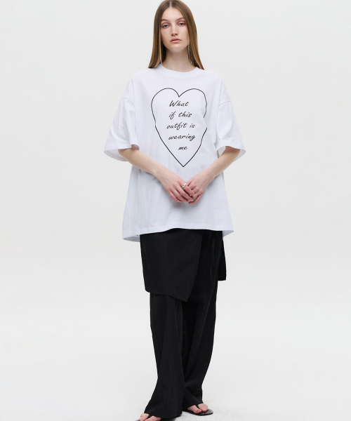 DNSR WOMEN(ディーエヌエスアールウーマン)の「オーバーサイズハートTシャツホワイト(Tシャツ/カットソー・レディース・その他・OS)」の2枚目の写真