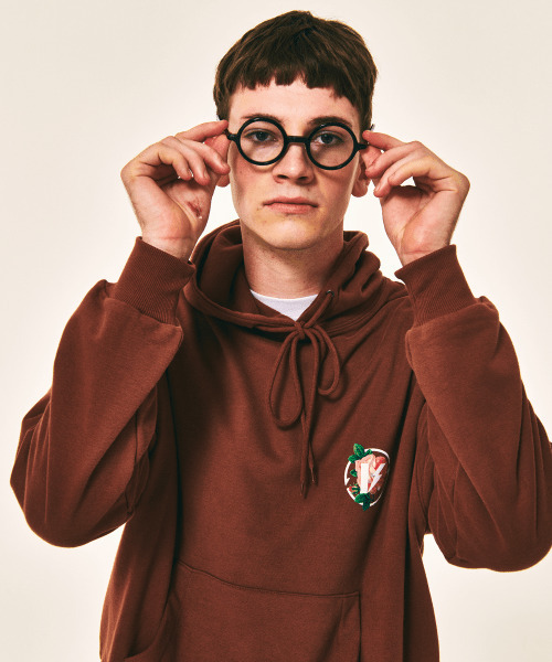 VERSE ONE(バースワン)の「FLOWER SYMBOL LOGO PULLOVER HOODIE BROWN(パーカー・レディース・その他・SMALL/MEDIUM/LARGE)」の8枚目の写真