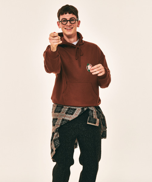 VERSE ONE(バースワン)の「FLOWER SYMBOL LOGO PULLOVER HOODIE BROWN(パーカー・レディース・その他・SMALL/MEDIUM/LARGE)」の9枚目の写真