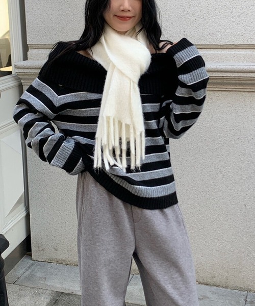 HALEY PESCA(ヘーリーペスカ)の「HALEY PESCA/ボーダーオフショルダーニット(ニット/セーター・レディース・グレー/ブラック/ブラウン・FREE)」の3枚目の写真