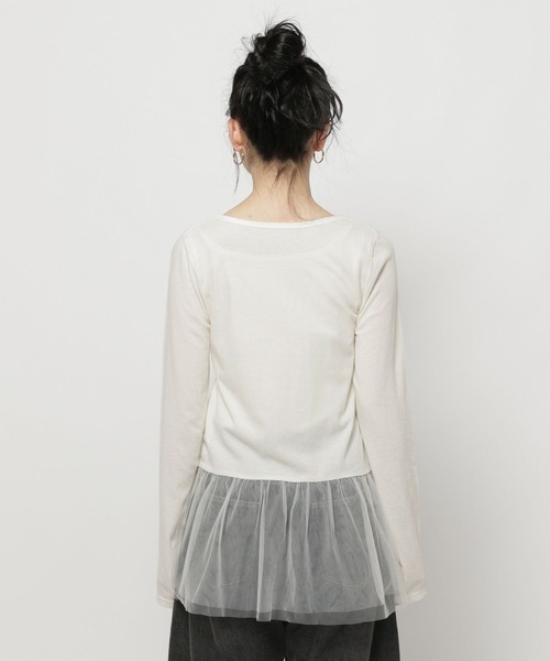 niko and...(ニコアンド)の「チュールペプラムインナーTシャツ(Tシャツ/カットソー・レディース・グレー/オフホワイト・LARGE/MEDIUM)」の9枚目の写真