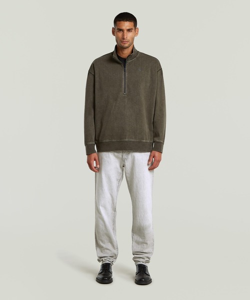 G-STAR(ジースター)の「Washed HB Relaxed Half Zip Sweater/ヴィンテージライクウォッシュ加工リラックスハーフジップスウェット/スタンドカラートレーナー(スウェット・メンズ・ブラウン系その他・LARGE/MEDIUM/SMALL/X-LARGE/X-SMALL)」の2枚目の写真