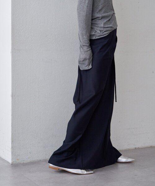 SHENERY(シーナリー)の「サイドギャザースカート(スカート・レディース・グレー/ネイビー・38/36)」の21枚目の写真