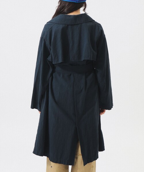 BEAMS BOY（ビームスボーイ）の「コットン リネン ビッグ コート（ステンカラーコート・レディース・ナチュラル/ネイビー・0/1）」の13枚目の写真