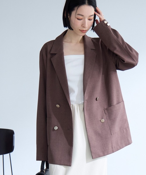 Aunely（オーネリー）の「【Aunely】すぐサラ UV ダブル テーラードジャケット＜YOSOOIシリーズ＞（テーラードジャケット・レディース・ブラウン/ネイビー/グレイッシュベージュ/グレー・S/M/L）」の3枚目の写真