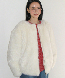 RONRON（ロンロン）の「INNER POINTED FLUFFY FUR JACKET IVORY（ムートンコート）」