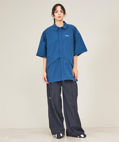 WILD THINGS（ワイルドシングス）の「【WILDTHINGS / ワイルドシングス】ELASTIC NYLON DENALI SHIRT / エラスティックナイロン デナリシャツ（シャツジャケット・ユニセックス）WT26035AD（シャツ/ブラウス・メンズ・ブラック/ベージュ/グレイッシュブルー・L/M）」の4枚目の写真