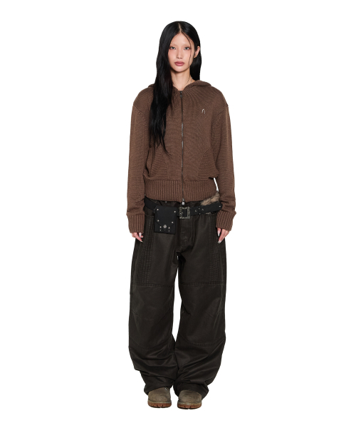 AAKAM(アーカム)の「Structure Contrast Knitted Zip-Up Hoodie (Brown)(パーカー・レディース・その他・1/2)」の3枚目の写真