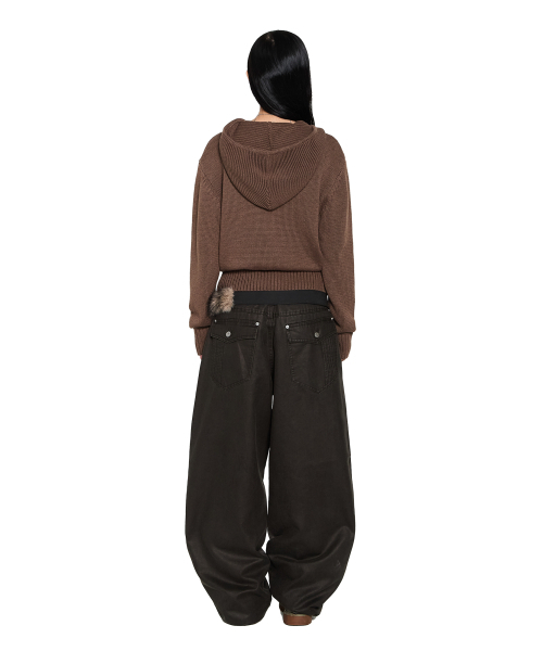 AAKAM(アーカム)の「Structure Contrast Knitted Zip-Up Hoodie (Brown)(パーカー・レディース・その他・1/2)」の6枚目の写真