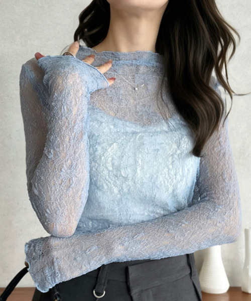 Eclat one(エクラワン)の「【Eclat one】メロウネック シアー レース トップス(Tシャツ/カットソー・レディース・アイボリー/サックスブルー/ブラック/グレイッシュベージュ・M)」の1枚目の写真