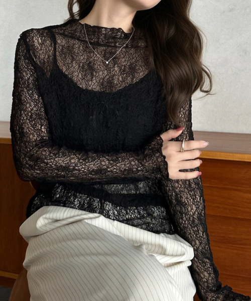 Eclat one(エクラワン)の「【Eclat one】メロウネック シアー レース トップス(Tシャツ/カットソー・レディース・アイボリー/サックスブルー/ブラック/グレイッシュベージュ・M)」の10枚目の写真