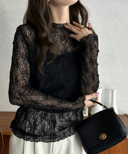 Eclat one(エクラワン)の「【Eclat one】メロウネック シアー レース トップス(Tシャツ/カットソー・レディース・アイボリー/サックスブルー/ブラック/グレイッシュベージュ・M)」の14枚目の写真