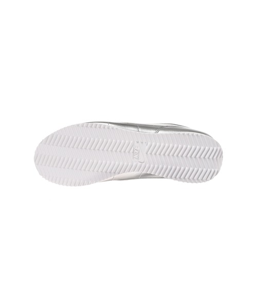 NIKE（ナイキ）の「NIKE WMNS CORTEZ IR0042-001（スニーカー・レディース・シルバー・24cm/23.5cm/25cm/23cm/24.5cm）」の4枚目の写真