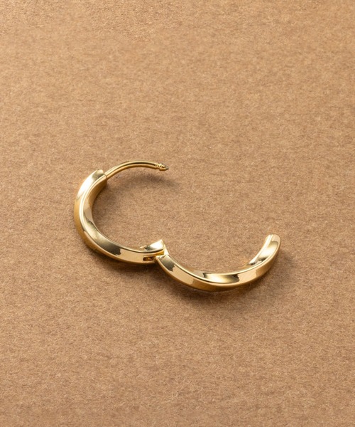 Cream dot.（クリームドット）の「【サージカルステンレス】ひねりラインのステンレス製ワンタッチフープピアス（ピアス（両耳用）・レディース・ゴールド/シルバー/ピンクゴールド・#10/#12/#8）」の21枚目の写真