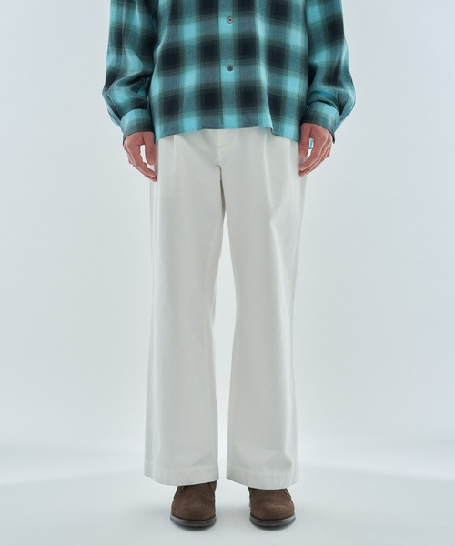 ESTNATION（エストネーション）の「ESTNATION / ワイドストレート チノパンツ（チノパンツ・メンズ・ホワイト/ブラック・LARGE/MEDIUM）」の4枚目の写真