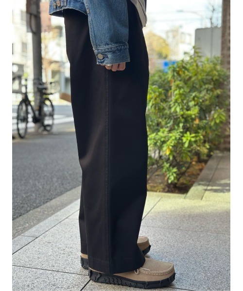 ESTNATION（エストネーション）の「ESTNATION / ワイドストレート チノパンツ（チノパンツ・メンズ・ホワイト/ブラック・LARGE/MEDIUM）」の19枚目の写真