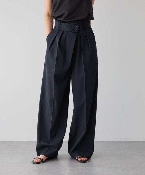 YECCA VECCA（イェッカヴェッカ）の「メタルホックワイドパンツ（その他パンツ・レディース・ベージュ/ブラック/ライトベージュ・S/M）」の2枚目の写真