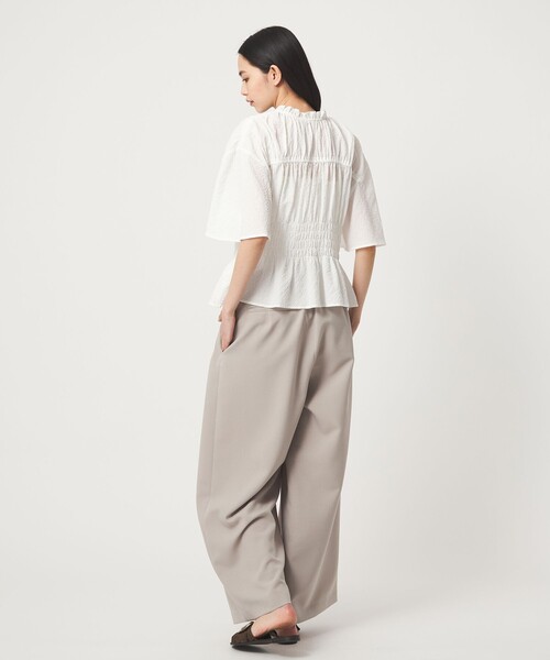 EMMEL REFINES（エメルリファインズ）の「＜EMMEL REFINES＞EM フリルエリ シャーリング ブラウス（シャツ/ブラウス・レディース・ライラック/ライトブルー/ホワイト・FREE）」の10枚目の写真