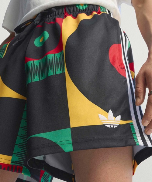 adidas(アディダス)の「ジャマイカ代表 26 オリジナルス ショーツ/ ハーフパンツ / アディダス adidas(その他パンツ・メンズ・マルチ・X-LARGE/SMALL/XXX-LARGE/XX-LARGE/MEDIUM/LARGE)」の10枚目の写真