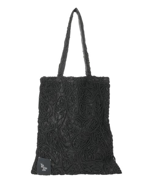 Te chichi(テチチ)の「Atelier ファブリックレーストート(ハンドバッグ・レディース・オフホワイト/ブラック・F)」の2枚目の写真