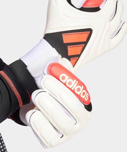 adidas(アディダス)の「コパ Pro ゴールキーパーグローブ / アディダス adidas(スポーツグッズ・メンズ・ホワイト・7/8/10/9)」の2枚目の写真